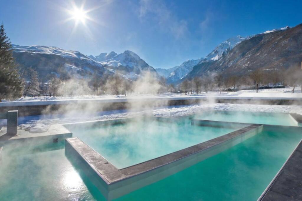 Charmant Logement De Plein Pied Avec Piscine 2* 卢登维耶尔 外观 照片